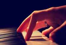 熊猫体育-富安健洋爆发，罗马生死战取胜乌拉圭—亚洲铁卫的逆袭与战术革命